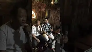 Aku Bukan Jodohnya, Suaranya mirip perpaduan tri suaka dan Ariel noah