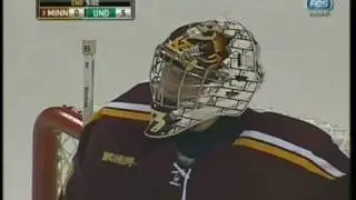 David Toews Goal North Dakota Vs. Minnesota 1/10/09