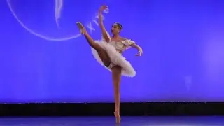 Gamzatti La Bayadere- Malia Scott