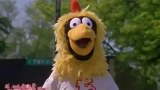 Chicken Suit Scene | U.S. Marshals (1998)