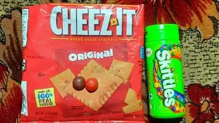 Оригинальные кислые крекеры Cheez It Skittles со вкусом винограда и клубники