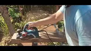 #Bosch plaina manual GHO700 .  Na pr&aacute;tica . 