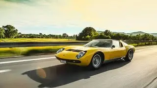 Lamborghini Countach vs Miura &ndash; The Battle of the Bulls That Changed Supercars Forever!