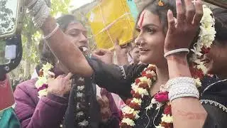 Neelu Deewani ka birthday tha