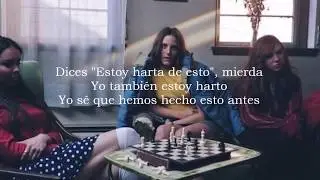 Skaters - Miss teen Massachusetts  (traducida al espa&ntilde;ol)