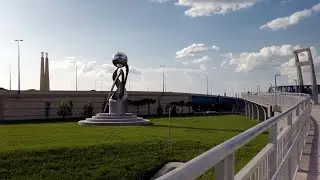 Sunset Walk at Downtown Orlando's Urban Trail with Relaxing City Sounds &middot; Florida USA 4K