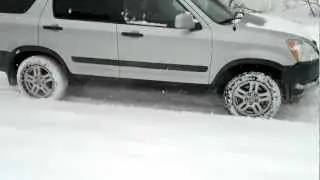 Honda CrV in Snow