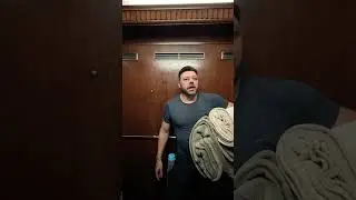 Elevador antigo parou😱