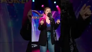 Go go King Krab! 🤩🦀 #vtmthemaskedsinger #Qmusic