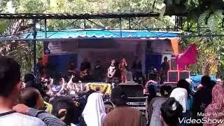 Hot...artis sherata pro menggoyang FKWP
