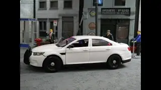 Unmarked Police 1/24 scale  Ford Taurus Police Interceptor with lights.