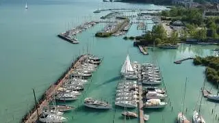 Balaton /Nordufer Balatonfüred mit Yachthafen und Strandabschnitt Hotel Annabella