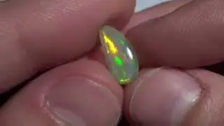 Full Spectrum Gem Fire Welo Opal MAH00066