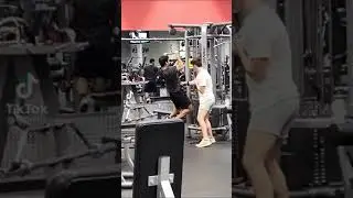 PULL UP EXERCISE GYM FAIL 💪😂