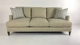 The Thames Sofa | English Traditions