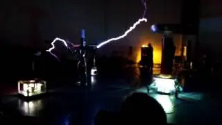 Tesla coils at the Milwaukee Maker Faire