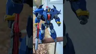НЕ МОЯ ЛЮБИМАЯ!!! Краткий обзор трансформеров Legacy Evolution DREADWIND с улучшениями!!!
