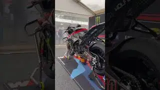 Isle of Man TT 🔥 Pits 🔥 Peter Hickman 🔥 BMW 1000RR 🔥 #motovlog
