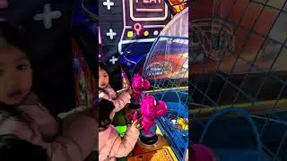 Сестра Брианки приносит в дом утку, давайте посмотрим, как это весело! #короткоевидео #детскаяпло...