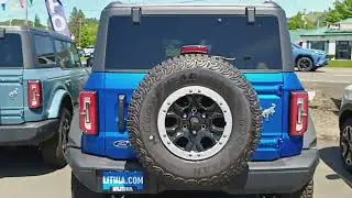 2023 Ford Bronco Badlands 2.7L V6 - Velocity Blue Metallic