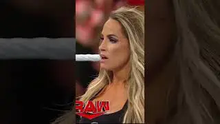 TRISH STRATUS TURNS HEEL ON BECKY LYNCH ON WWE RAW #shorts #trishstratus #heelturn