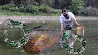 This pearl clam with only 12 years of history is unique in producing precious and distinctive pearls