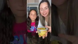 Tasting food from Para
