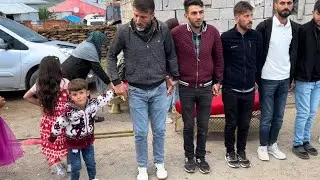 SARIKAMIŞ EŞMAYIR ( SITHAN ) HALAY BAŞINDAKİ KÜÇÜK ÇOCUĞA MAŞALLAH