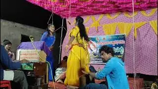 ఉజ్జయిని బుర్రకదా దళం గణపతి రావు పార్టీ అలుదు కుమ్మరి గుంట cell :-9177901042