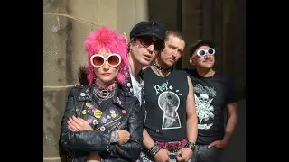 Erection Live im Sunny Red (München)