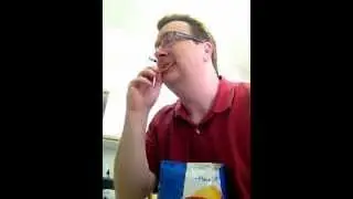Lay's Chicken and Waffles chip taste test