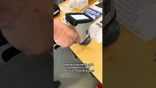 Testing a Souvenir coin with Hitachi's XRF precious metal analyser!