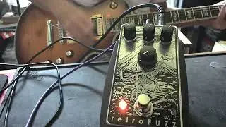 retroFUZZ - Minimum Bias Setting Vintage Style Silicon Fuzz