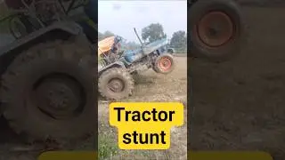 New Holland vs sonalika tractor 🚜🌾#shorts #shortsvideo #shortsfeed #trending #ytshorts #viral #song