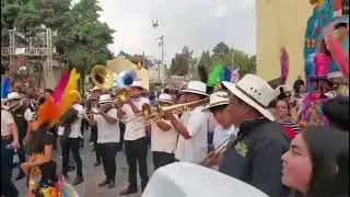 BRINCO DE CHINELO EN TEPETLIXPA~EDO~MEX.LA BANDA MÁS JOVEN DE TLAYACAPAN MORELOS.BANDA KORDILLERA 