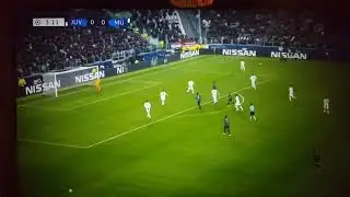 Ashley Young&rsquo;s pass out of stadium against juventus 7/11/2018