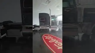 peterbilt 389x with music from Sons of Anarchy