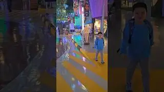 Ivern #happy #smile #walking at #IMGWorld #themepark 🚶&zwj;♂️🍦🇦🇪 #Dubai 😁