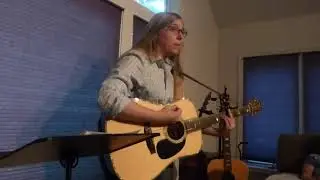 Kipyn Martin performs 
