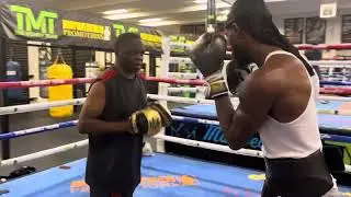 Training Tyree at the Mayweather Boxing gym. #boxingtraining #boxingcoach #mayweather 