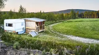 Off Grid Caravan Setup 