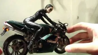 Customized Matrix Toy Trinity on a ducati 996 toy review