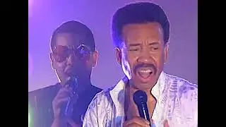 Earth, Wind & Fire - That's The Way Of The World (Live in Japan 1995) [4K Upscale | Remastered]