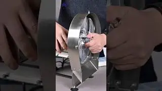 Электрическая овощерезка быстро нарезает капусту &mdash; идеальный помощник на кухне! #lyroekitchen #еда