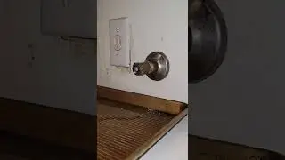 Changing a broken angle stop valve #plumbing #shorts #handyman