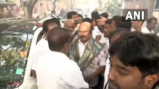 #AIADMK minister and party's Organisational Secretary D Jayakumar welcome him as he reaches