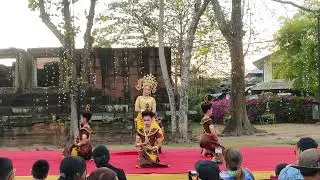 ไอซิ่งรำศรีชัยสิงห์ในปราสาท