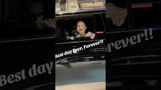 Ariana Grande makes a new friend at a red light #arianagrande #shorts