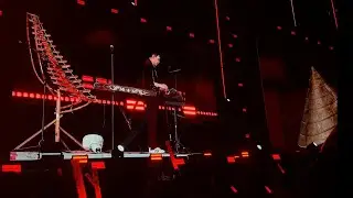 VIỆT NAM &bull; Vinh Khuất at Vfest