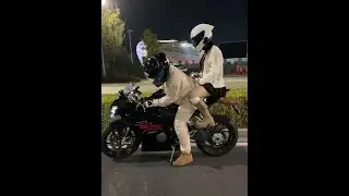 Have you ever tried this way? #motorcycle #female rider